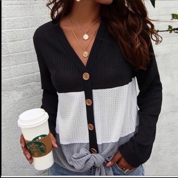 ❤️Kendall’s Color Block Waffle Knit Top